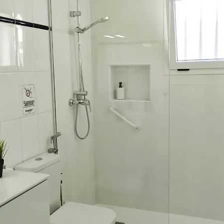 Apartamento Aguazul - A Pie De Piscina Y Vistas Al Mar