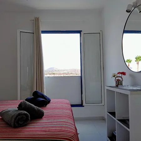 Aguazul - A Pie De Piscina Y Vistas Al Mar *