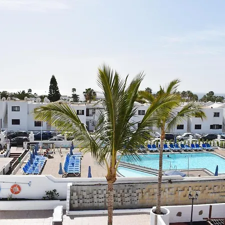 Aguazul - A Pie De Piscina Y Vistas Al Mar Apartmán Puerto del Carmen (Lanzarote)