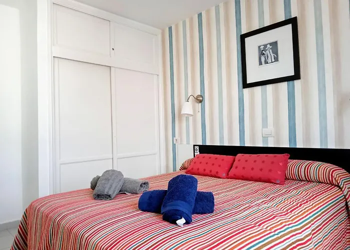 Aguazul - A Pie De Piscina Y Vistas Al Mar *