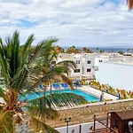 Apartmán Aguazul - A Pie De Piscina Y Vistas Al Mar Puerto del Carmen (Lanzarote)