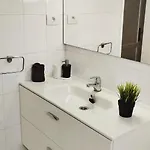 Apartmán Aguazul - A Pie De Piscina Y Vistas Al Mar Puerto del Carmen (Lanzarote)