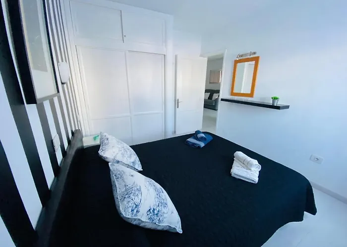 Apartman Aguazul - A Pie De Piscina Y Vistas Al Mar