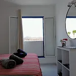 Aguazul - A Pie De Piscina Y Vistas Al Mar *
